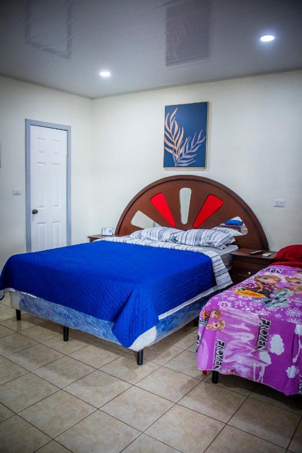 Hostal Don Luis Santa Rosa de Lima Ngoại thất bức ảnh